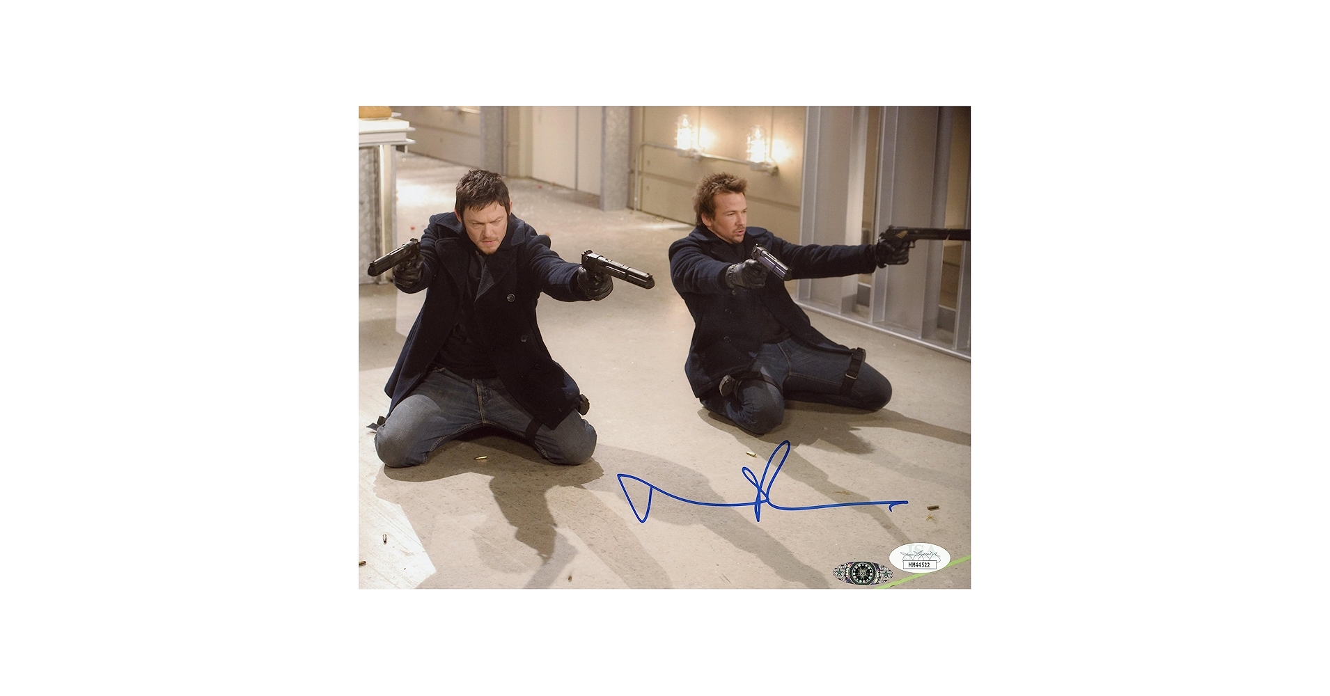 Amazon | ノーマン・リーダス 直筆 サイン 入り 8×10 ポスター JSA社